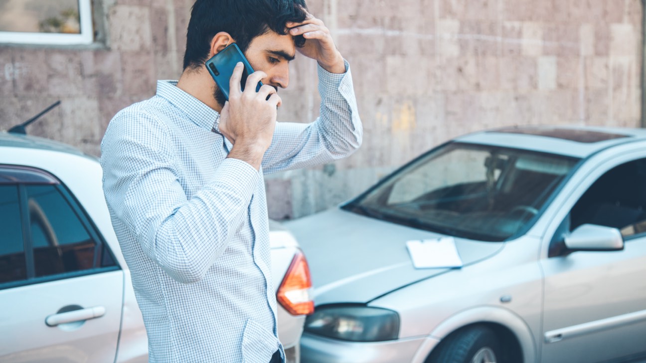 What to do after a car accident not your fault: Our best suggestions 2 Contact the police if an accident occurs that isn't your fault